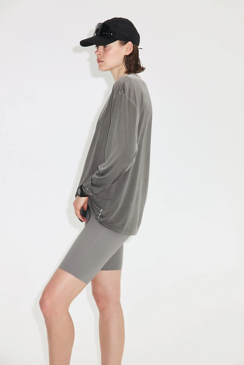 Loose-Fit Running Top with DryMove™