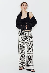 Wide-cut Pull-on Pants