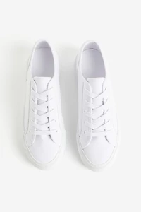 Chaussures de sport en toile