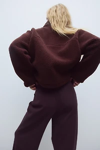 Haut de sport en polar