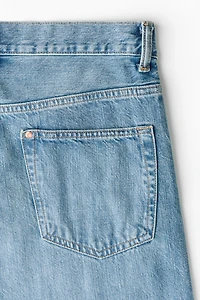 Loose Straight Jeans