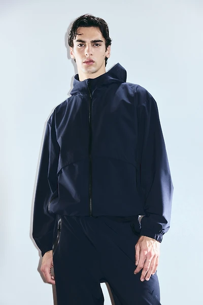 Loose-Fit Activewear Jacket with DryMove™