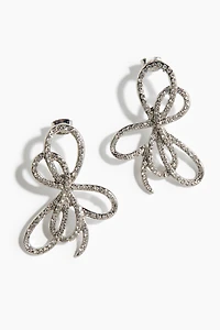 Bow-shaped stud earrings