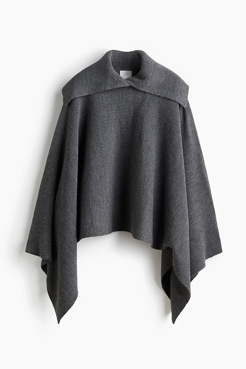 Cape en maille côtelée
