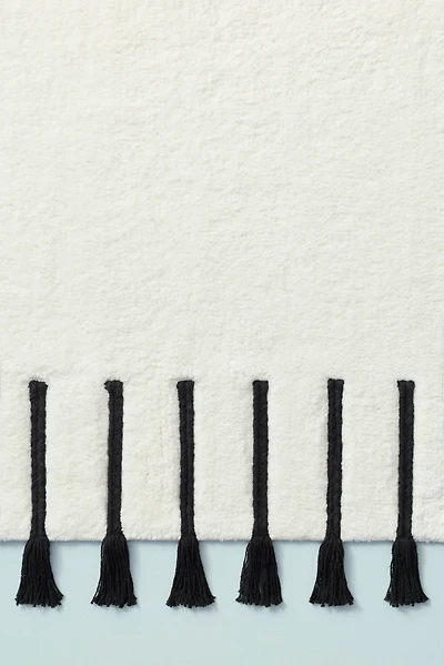 Tufted Bath Mat with Tassels