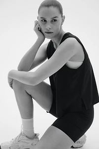 Boxy Sports Tank Top with DryMove™