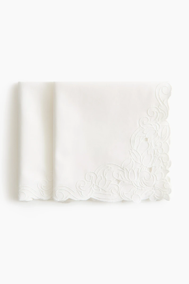 2-Pack Embroidered-Detail Napkins