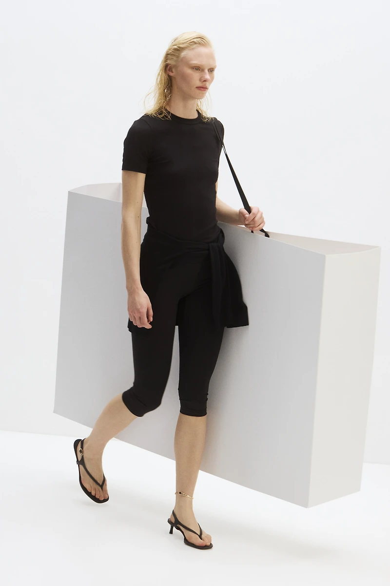 Cooling Slim-Fit Ribbed T-Shirt