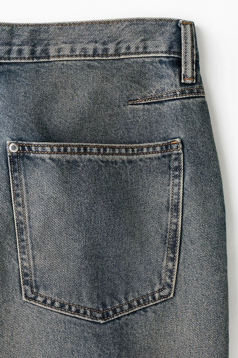 Jean flottant avec pinces