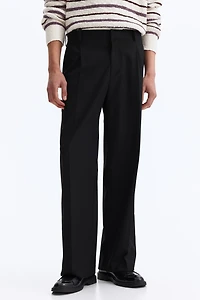 Loose-Fit Tailored Pants