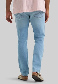 Wrangler Regular Fit Greensboro Firelight Straight Leg Jeans
