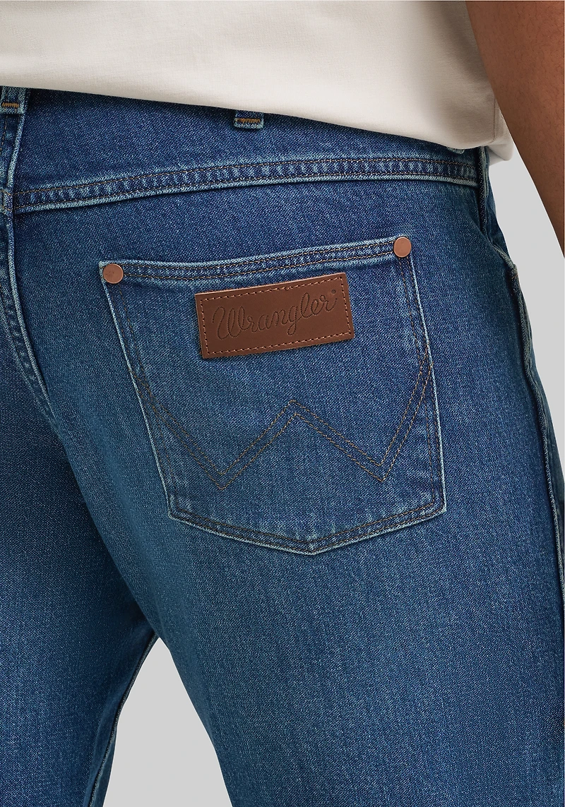 Wrangler Regular Fit Greensboro Straight Leg Jeans