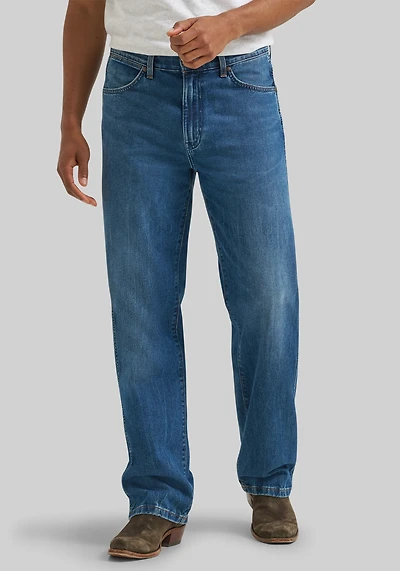 Wrangler Retro Tailored Fit Straight Jeans