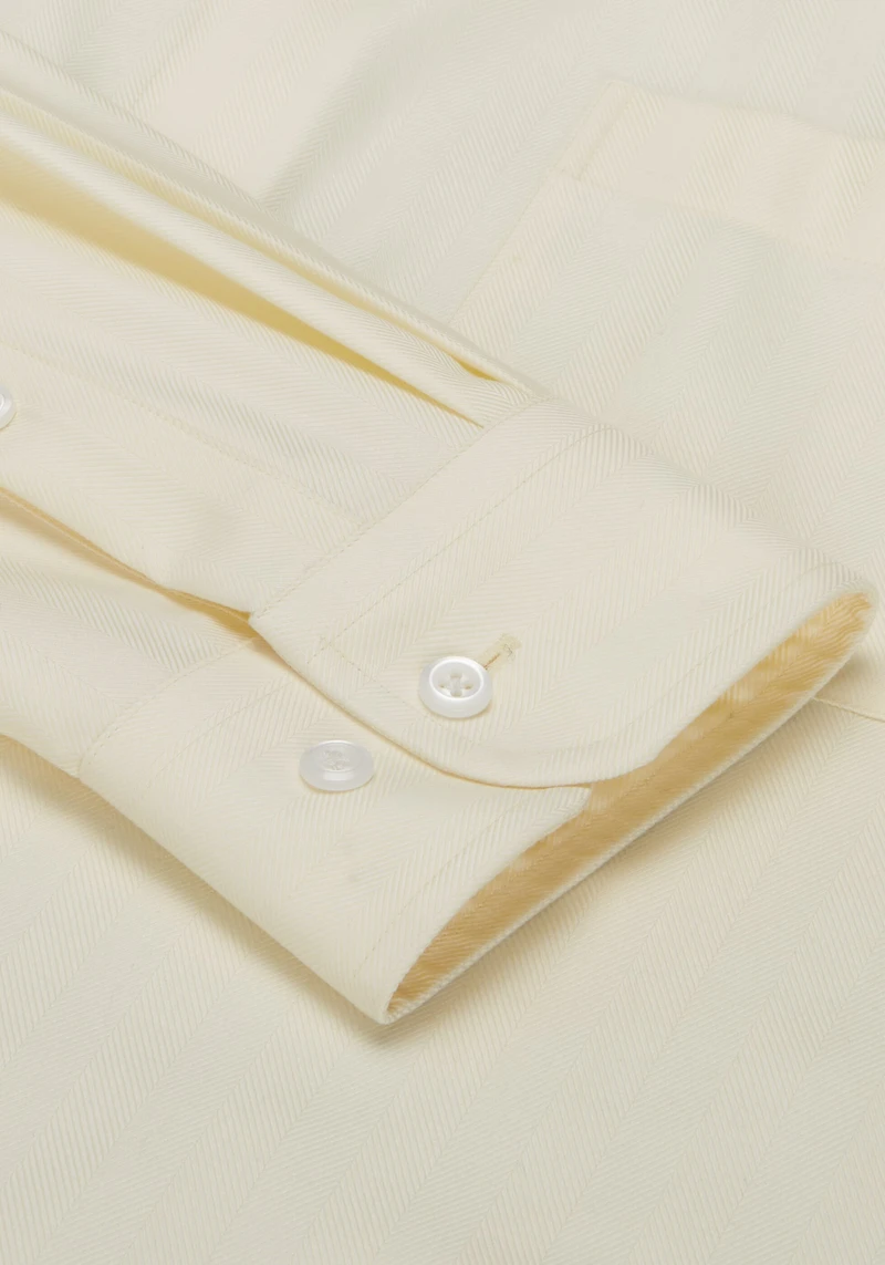 Reserve Collection Traditional Fit Spread Collar Solid Dress Shirt