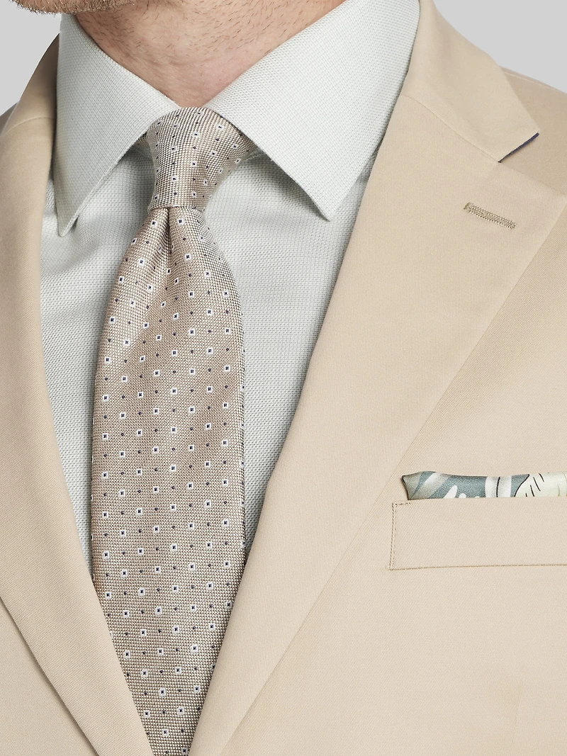 Modern Fit Solid Suit