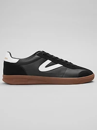 Skylar T-Toe Sneaker