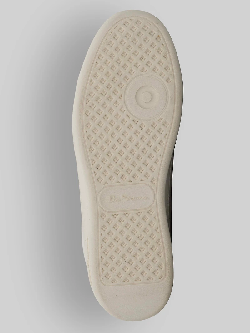Hampton Sneakers