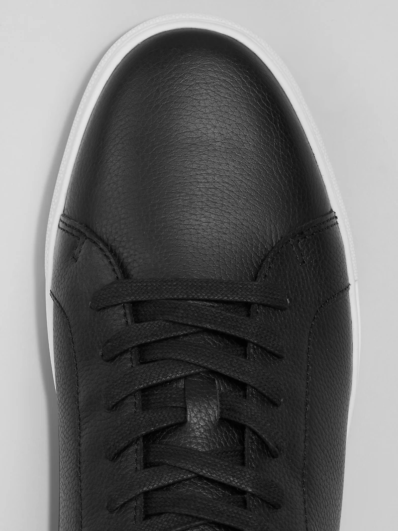 Pebble Grain Sneakers