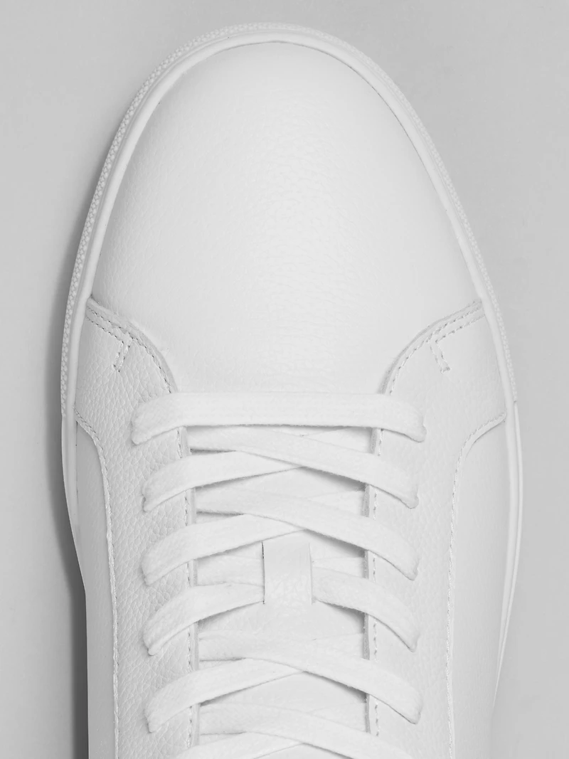 Pebble Grain Sneakers