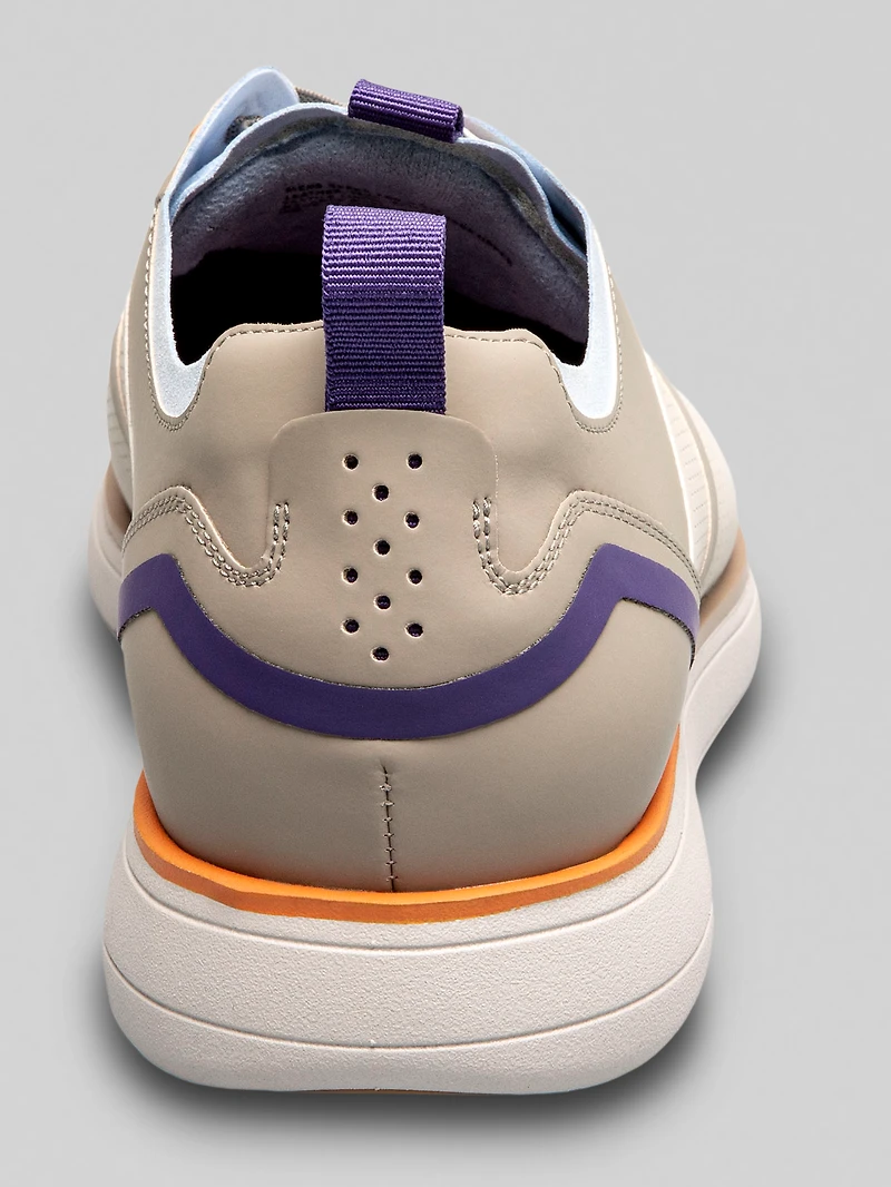 Everidge Plain Toe Elastic Lace Sneakers