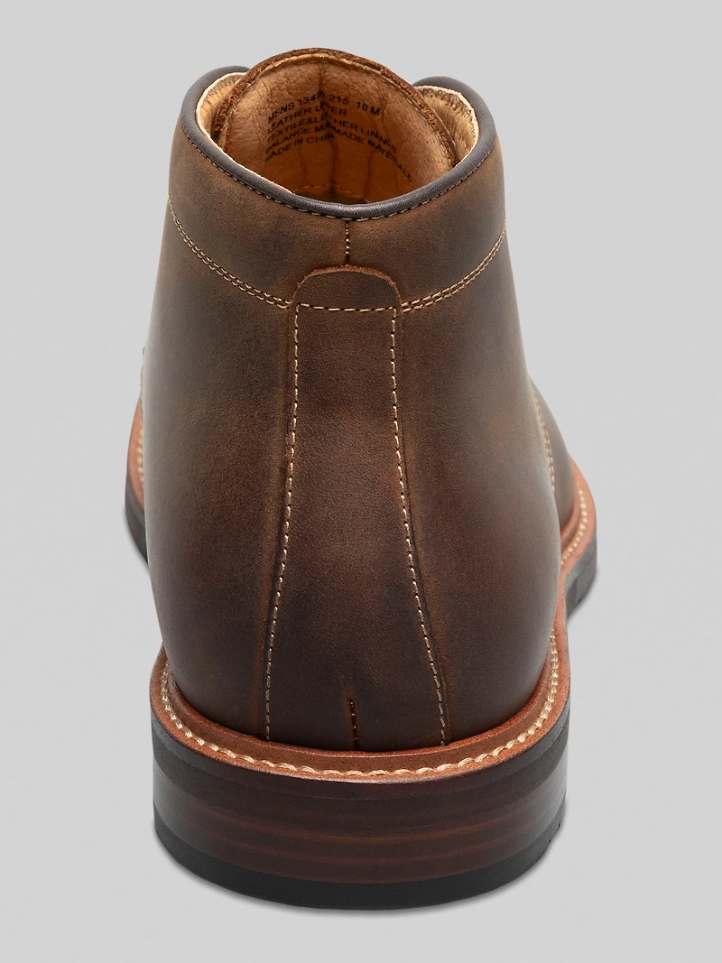 Anthem Plain Toe Chukka Boots
