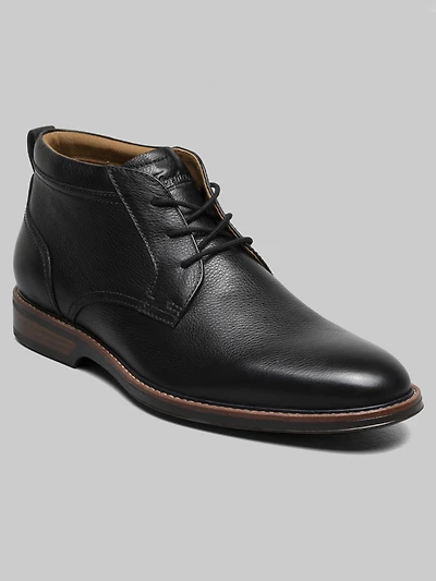 Traveler Plain Toe Chukka Boots