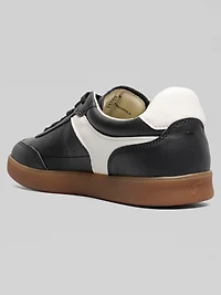 Pace T-Toe Lace Up Sneakers