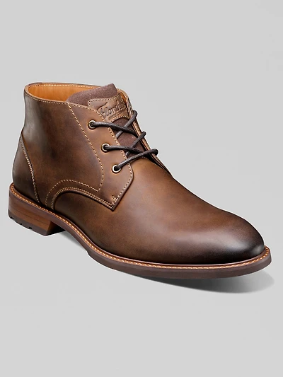 Lodge Chukka Boots