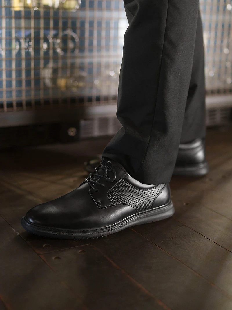 Chase Work Plain Toe Oxfords
