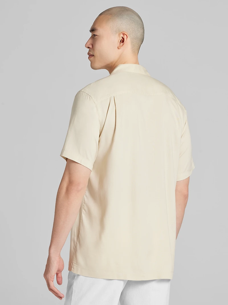 Modern Fit Short Sleeve Camp Shirt