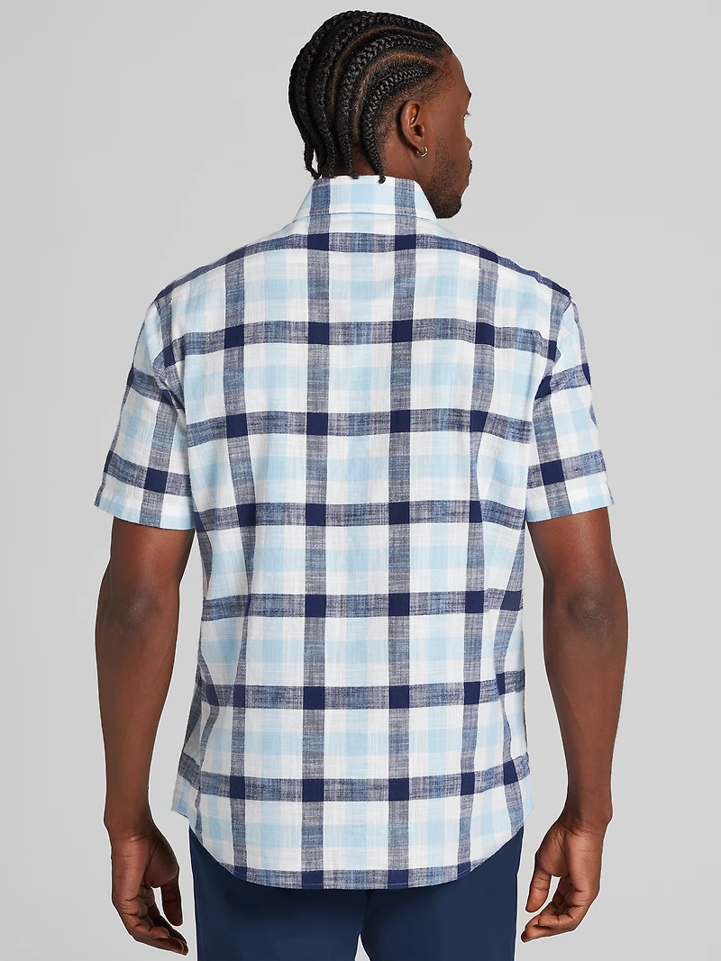 Classic Fit Plaid Woven Short Sleeve Button Up Shirt