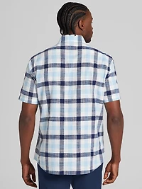 Classic Fit Plaid Woven Short Sleeve Button Up Shirt