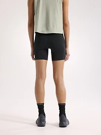 Essent High-Rise Utility Short 6"