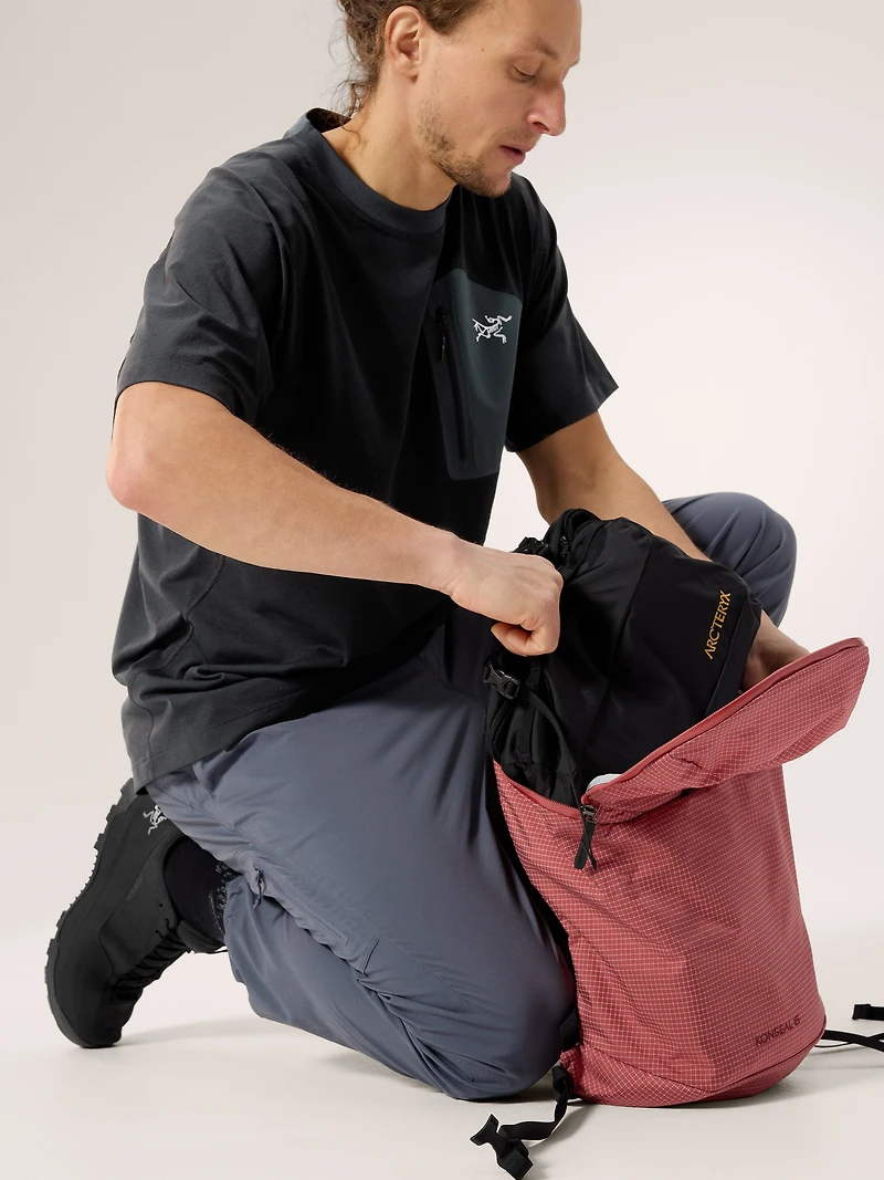 Konseal 15 Backpack