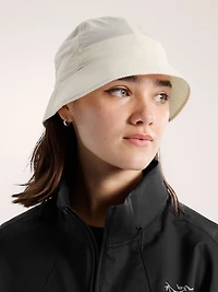 Sinsola Short Brim Bucket Hat