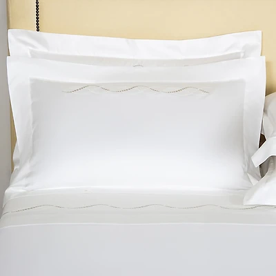 Frette Luminescent Pearls Embroidered Standard Sham