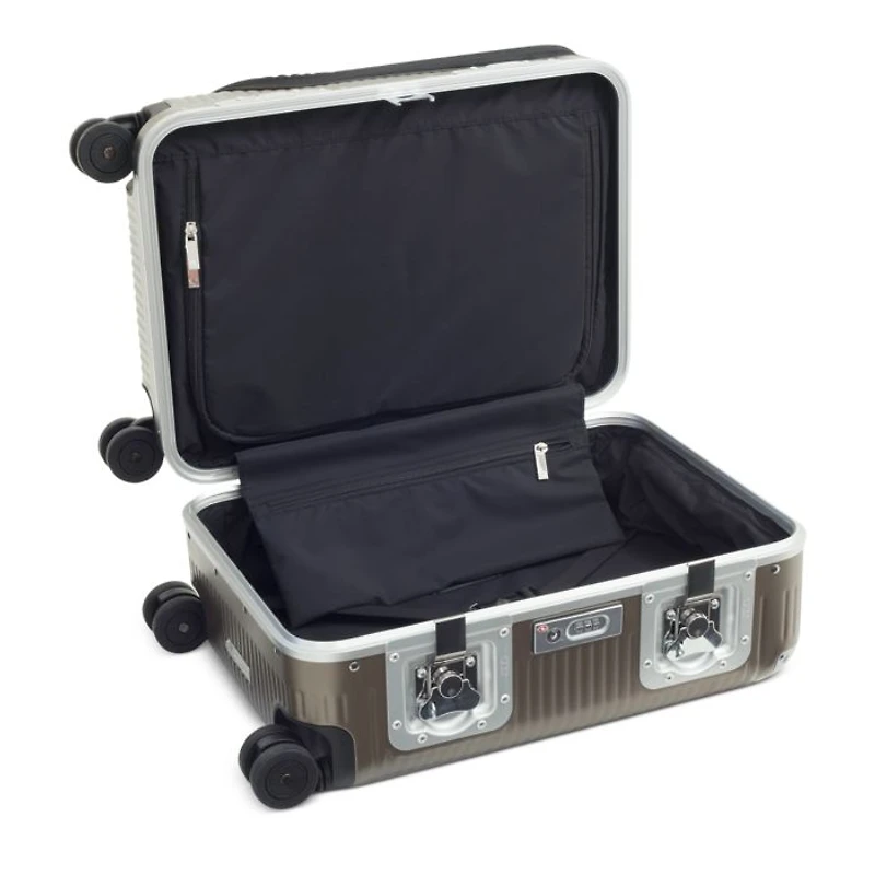 Bank Light 53 Front Pocket Carry-On