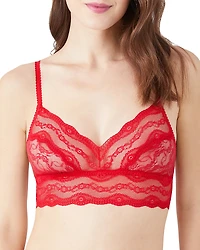 b. tempt'd by Wacoal Lace Kiss Bralette
