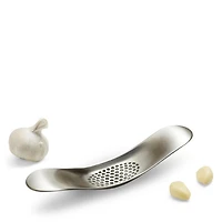 Rocker Garlic Crusher