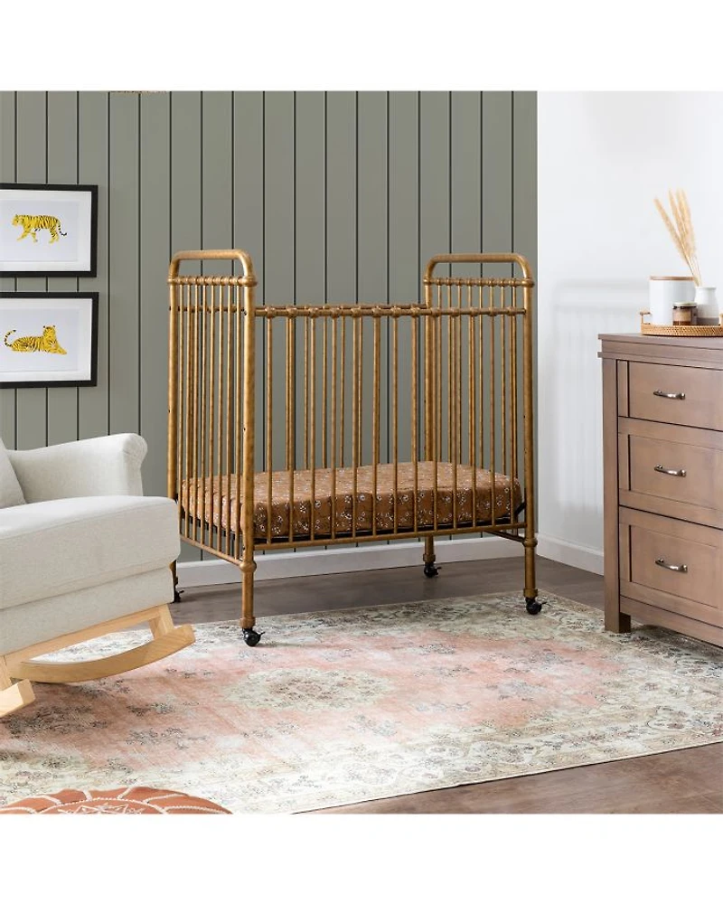 Abigail 3-in-1 Convertible Mini Crib