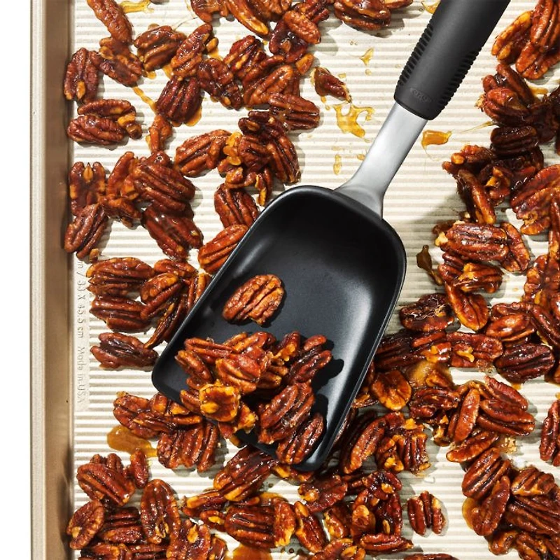 Sheet Pan Scoop
