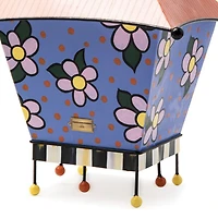 Avant Garden Birdhouse