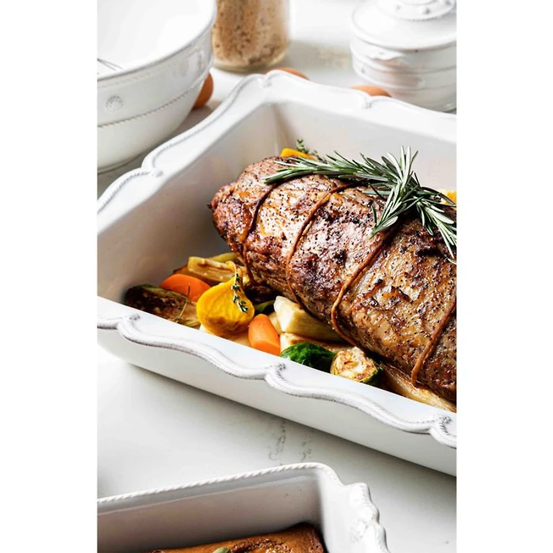 Berry & Thread Rectangular Baker 17"