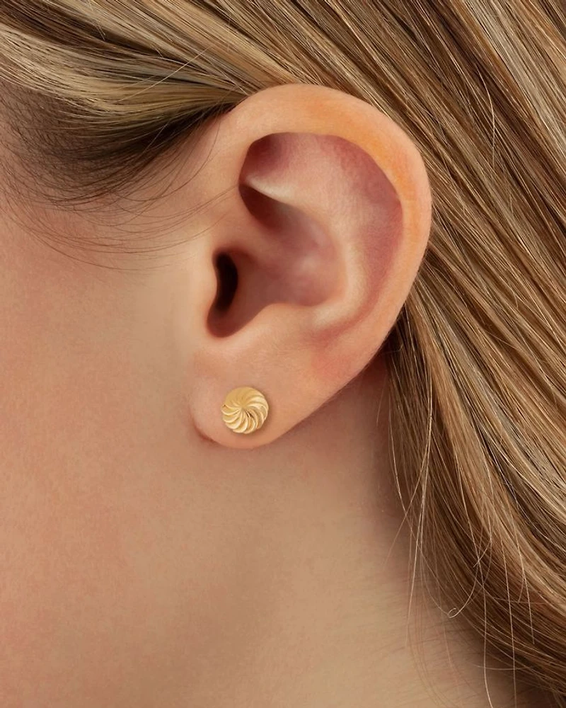 14K Yellow Gold Round Starburst Stud Earrings