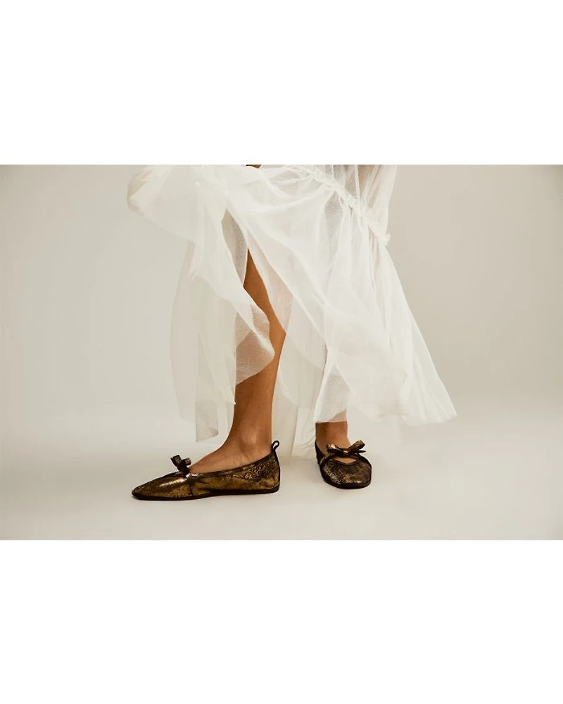 Women's Mania Bow Flats