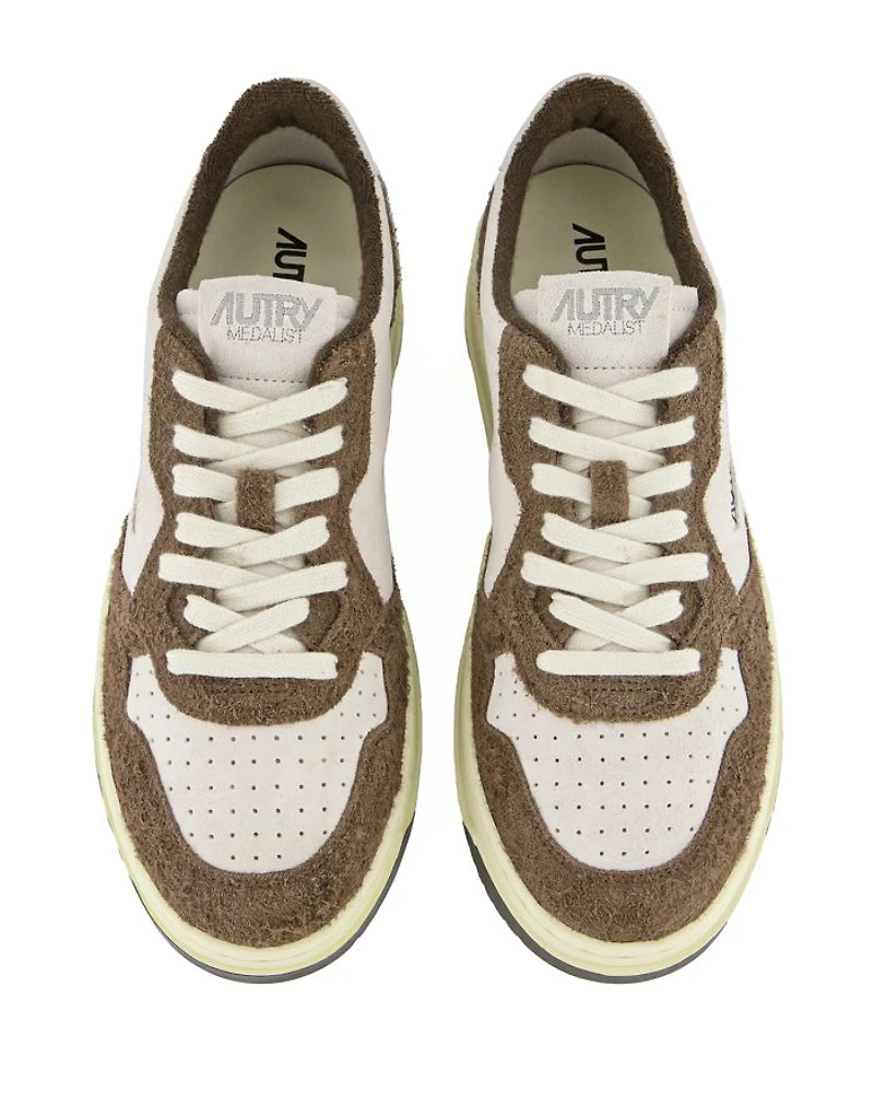 Women's Medalist Low Top Sneakers