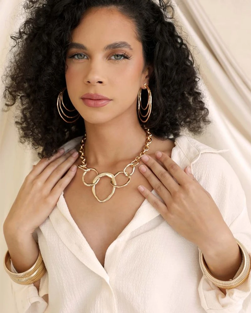 Interlocking Golden Chain Statement Necklace, 15"-19"