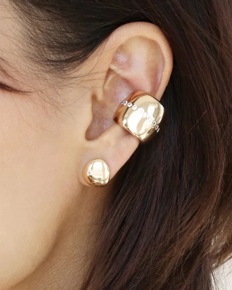 Center Crystal Line Single Chunky Ear Cuff