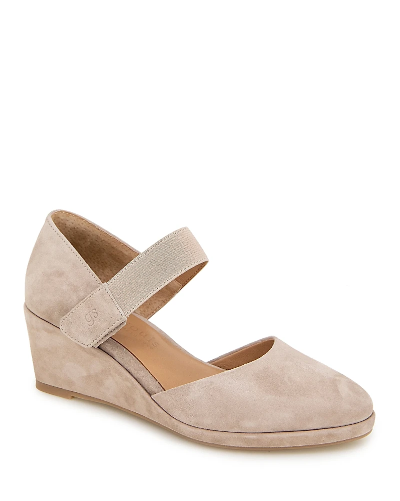 Gentle Souls by Kenneth Cole Women's Oriana Wedge Pumps