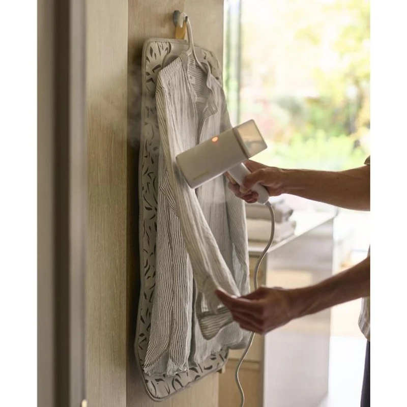 Swift Folding Iron And Steaming Mat